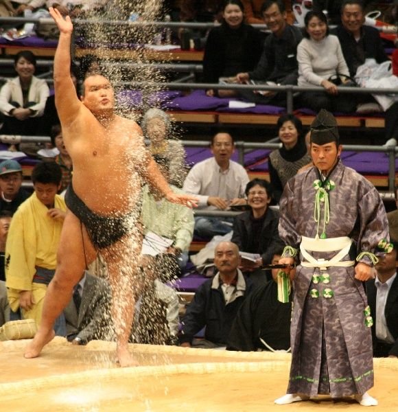 Nobody can throw salt like Kitazakura (JW4)