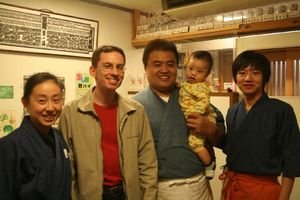 Ex-juryo rikishi Shigenoumi and some of his staff