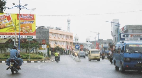 Blurry downtown Jambi view