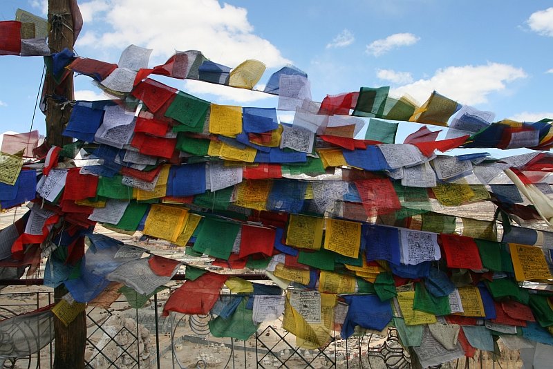 I never get tired of prayer flags :)