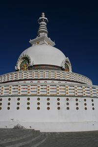 Shanti stupa, Leh
