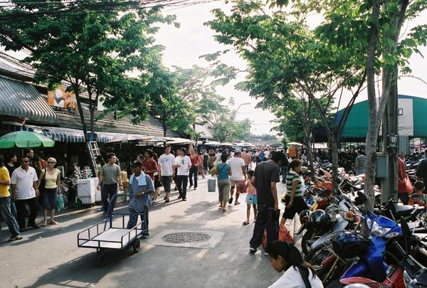 Chatuchak market madness