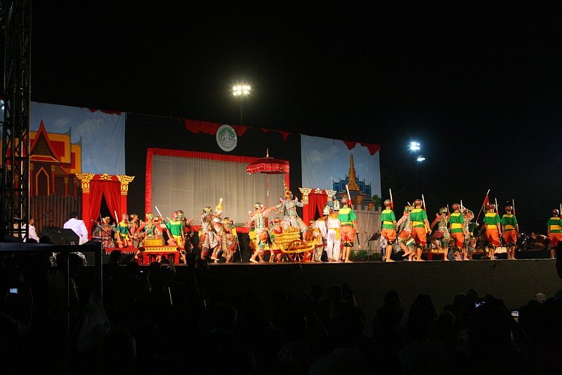 Khon masked dance performance