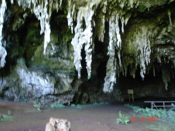 Oumagne cave (Grotte d'oumagne)