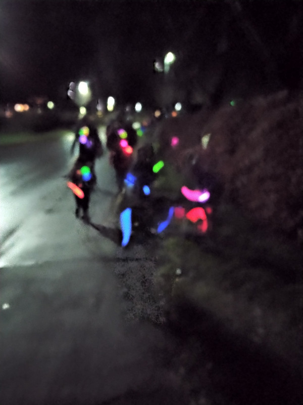 excited kids with glo sticks