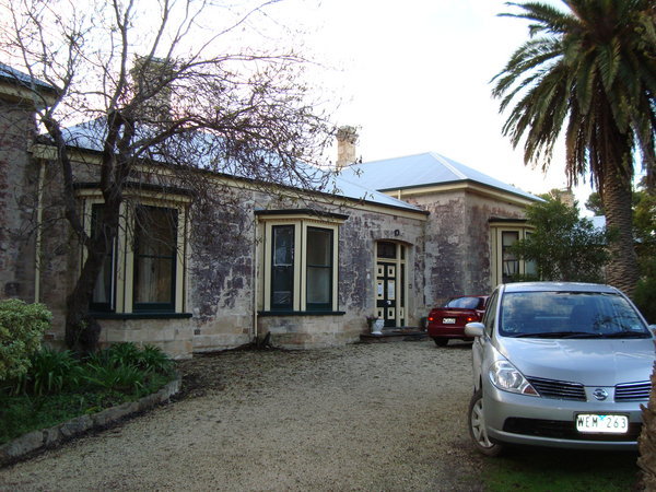 Lakeside Manor, Robe