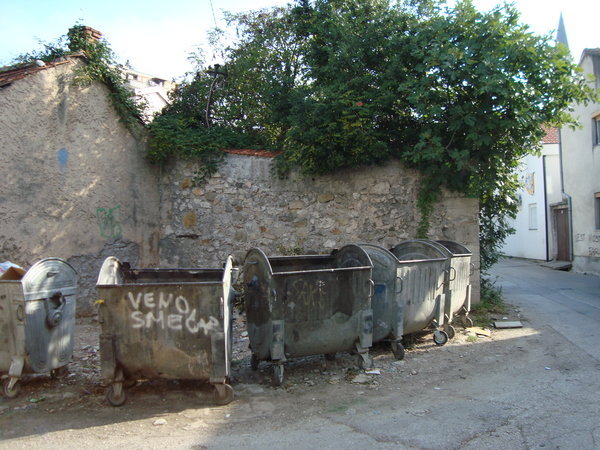 Mostar rubbish and graffiti