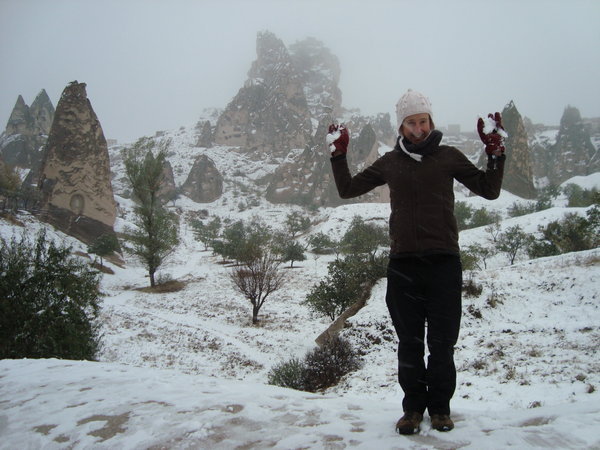 In front of Uchısar castle