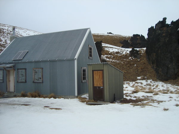 Back country hut, Snow Farm