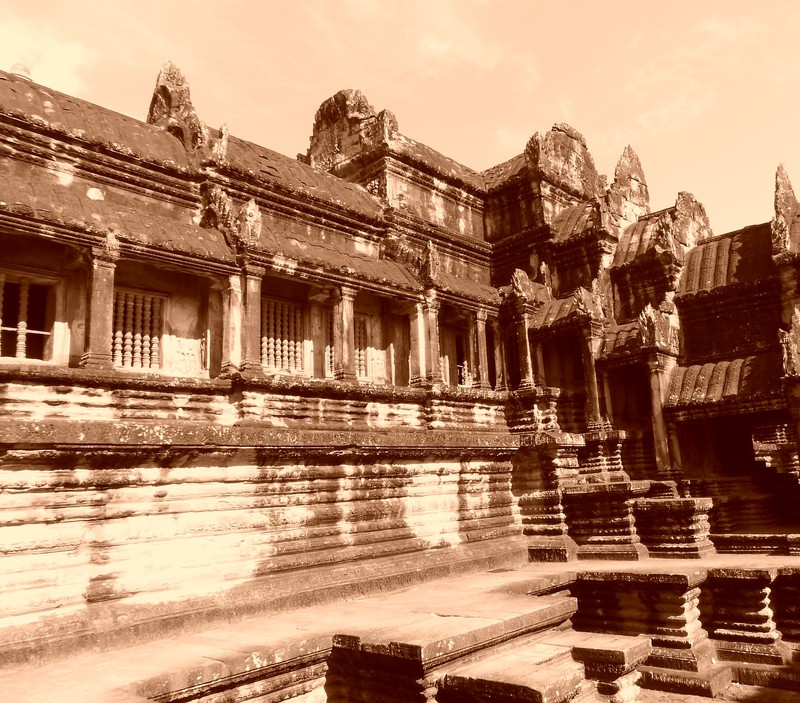 Angkor Wot - top deck