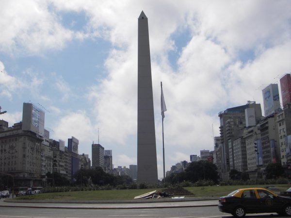Obelisken paa Avenida 9. juli