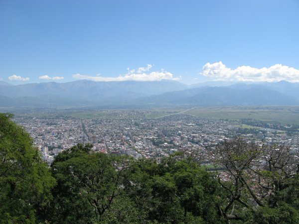 Salta has a nice location between all the mountains