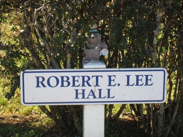 Robert E. Lee Hall