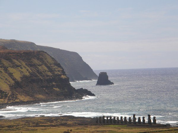 Sublime coastline of northern Rapa Nui
