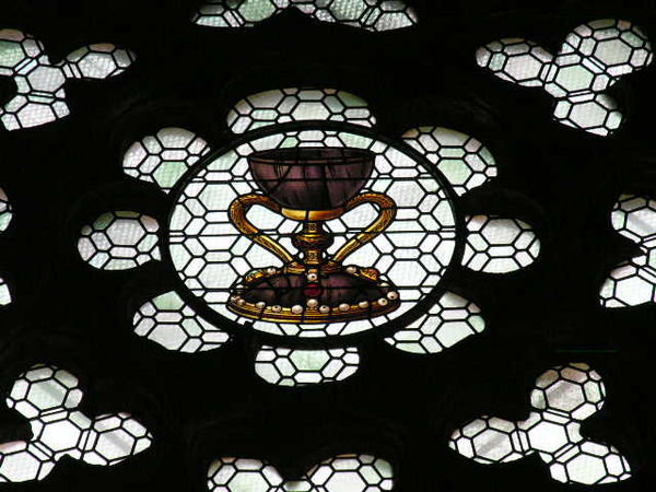 A stain glass of the holy grail