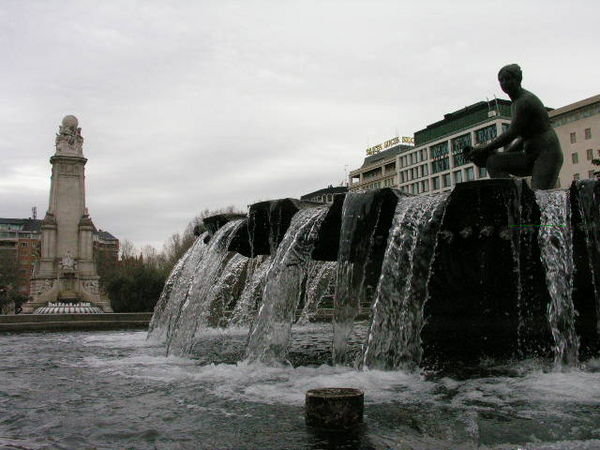 A woman and a fountain