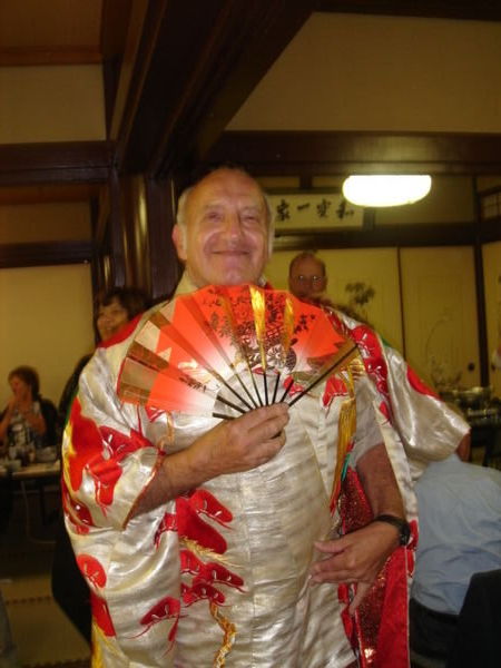 Kimono Carl