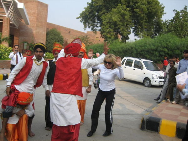 Dancing with Mughals