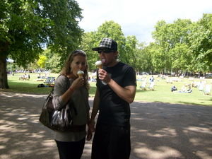 Sun & Ice Cream......in London