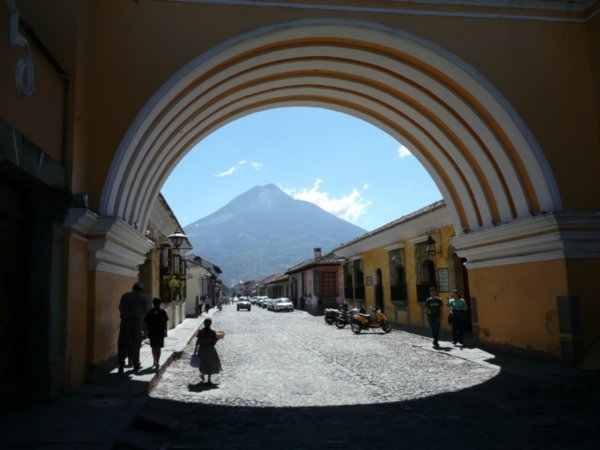 Antigua et son volcan