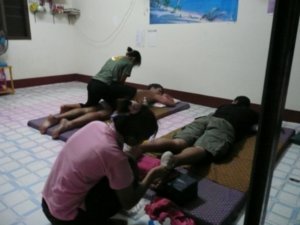 Ah les massages Thailandais...