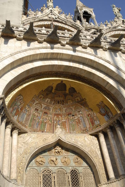 Artwork on St. Marks Basilica