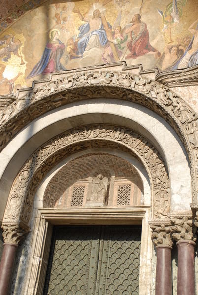 Artwork on St. Marks Basilica 002