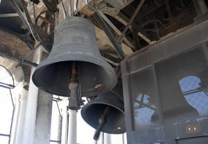Ringing Bell in Campanile 002