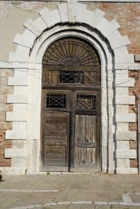 Old Doors next to the Salute Church