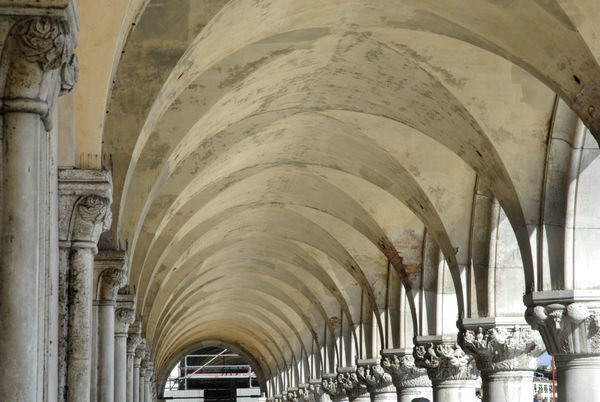 Archway along the front of Ducale Palace