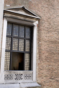 Window od Ducale Palace