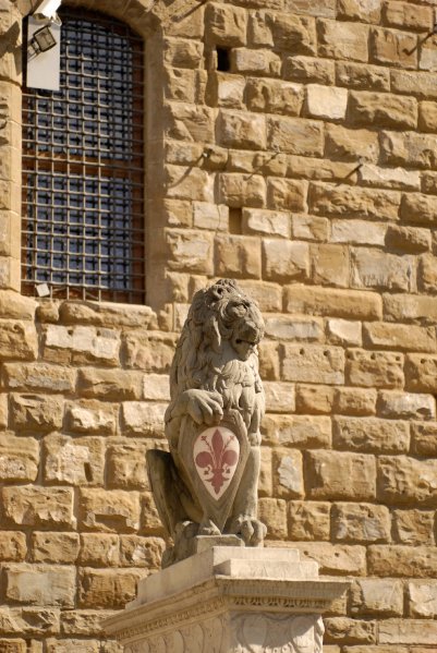 Lion Statue w/ crest shield