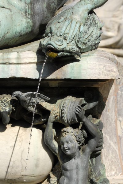 Water fountain details