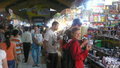 En el mercado de Ben Thanh de Saigón con Luca y Mathieu, los dos hermanos italianos que conocimos en los dos días del tifón