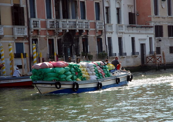 Venetian delivery van