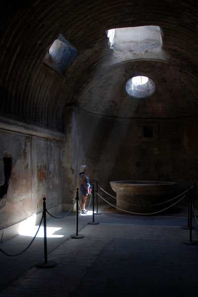 Sarah inside the hot baths - Pompeii