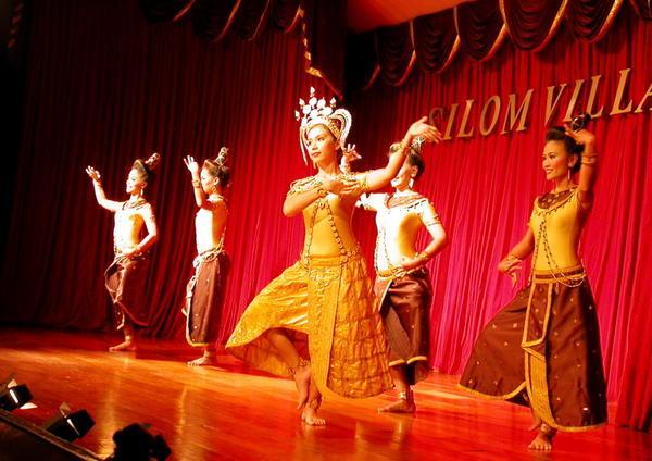 More Thai Dancing