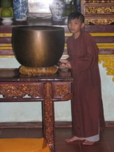 Child monk in Thien Mu Pagoda