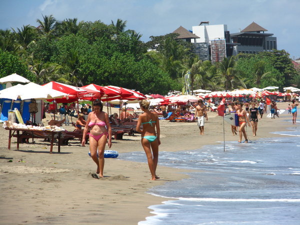 Kuta Beach scene