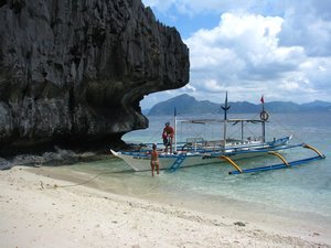 Beach in Bacuit Archipelago