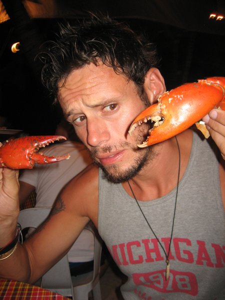 Dale & the huge crab claws