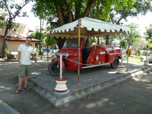 Old fire truck in Dumaguete 