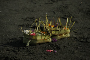 Banten offerings