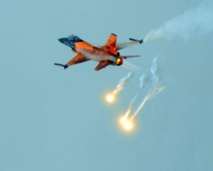 F-16 Flares
