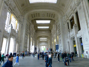Milano Centrale, Train Station