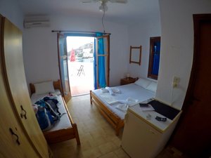 Scirocco Rooms in Loutro
