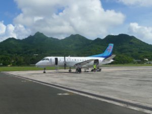 Plane to Aitutaki