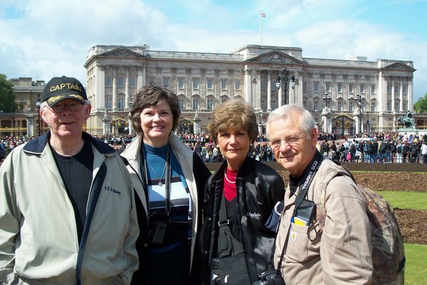 The four of us in front of Buckingham Palace