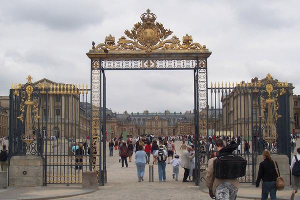 The entrance to Versailles
