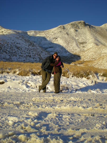 Max & Kd in the snow, Lindis Pass